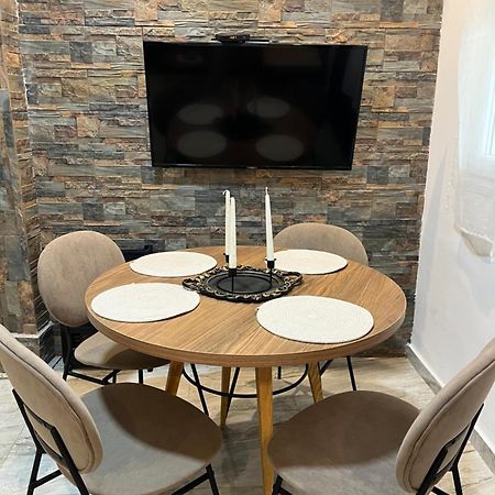Mila Deluxe Apartman Peraía Kültér fotó
