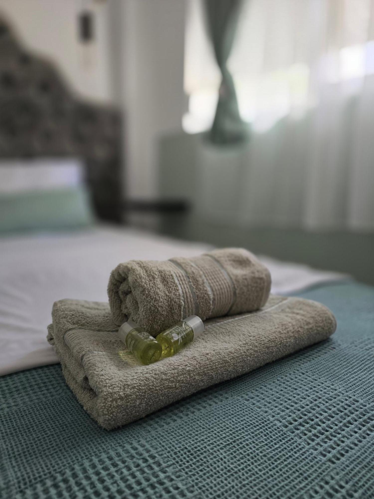 Mila Deluxe Apartman Peraía Kültér fotó